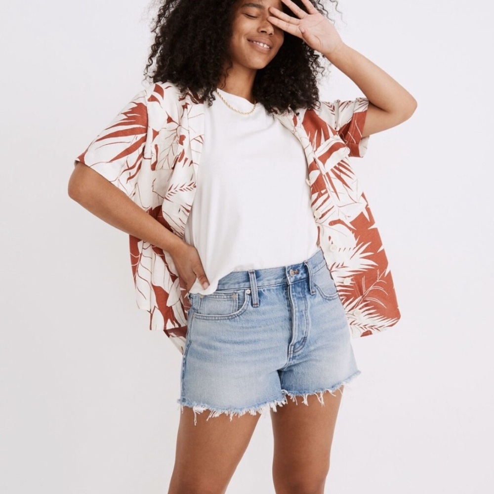 Madewell Relaxed High Rise Denim Shorts Raw Hem Button Fly